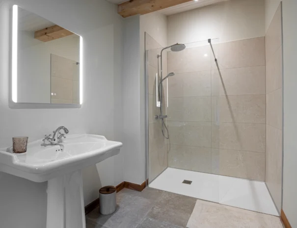 Chambre 4 salle de bain